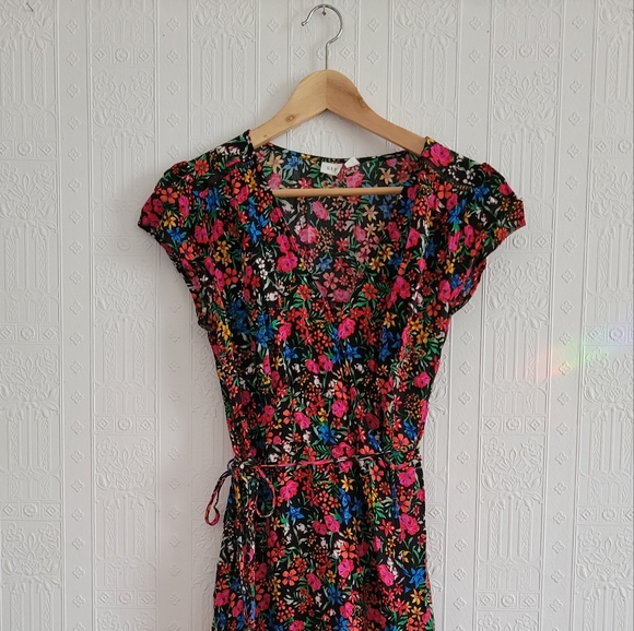Midi floral wrap dress - Picture 2 of 6